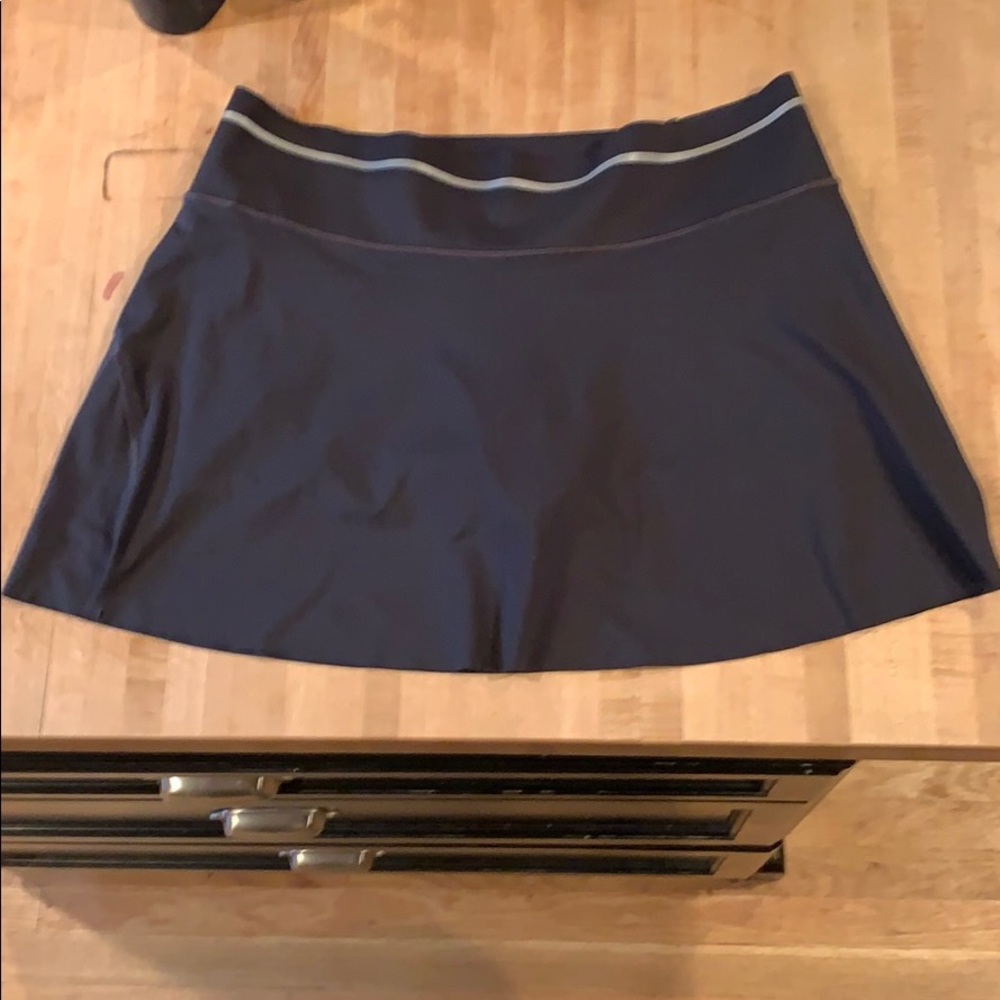 Athleta tennis skirt